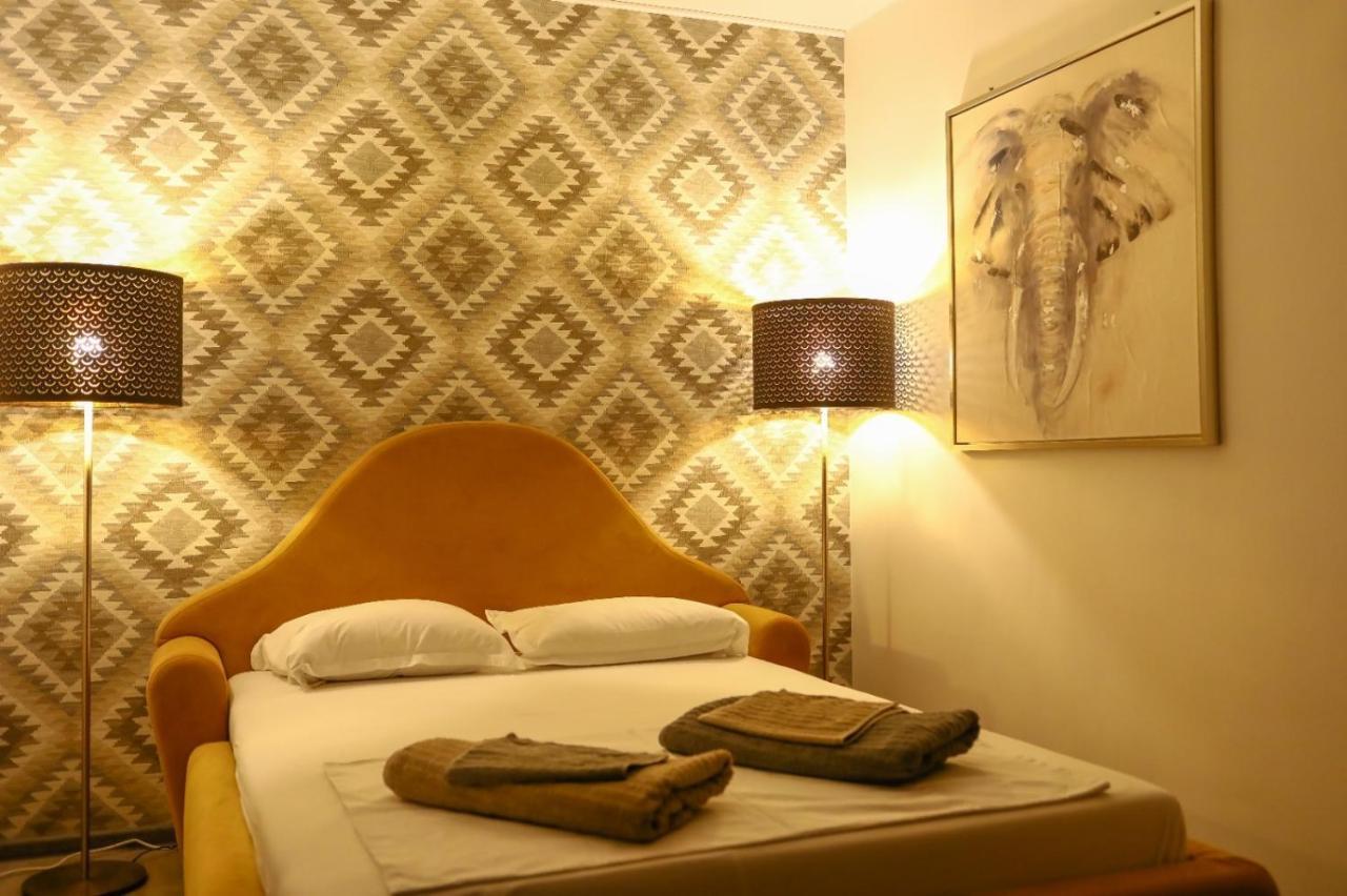 Colonial Touch Apartament ブラショフ エクステリア 写真